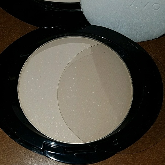 Firm price Avon Smooth Minerals Pressed Foundation-Soft Ivory - Picture 6 of 6